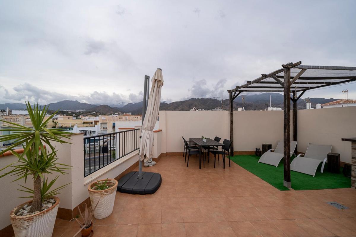 Апартаменты Apartamento Cantarero Нерха Экстерьер фото