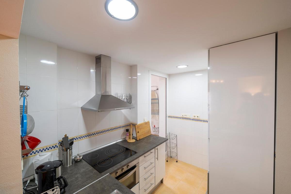 Апартаменты Apartamento Cantarero Нерха Экстерьер фото